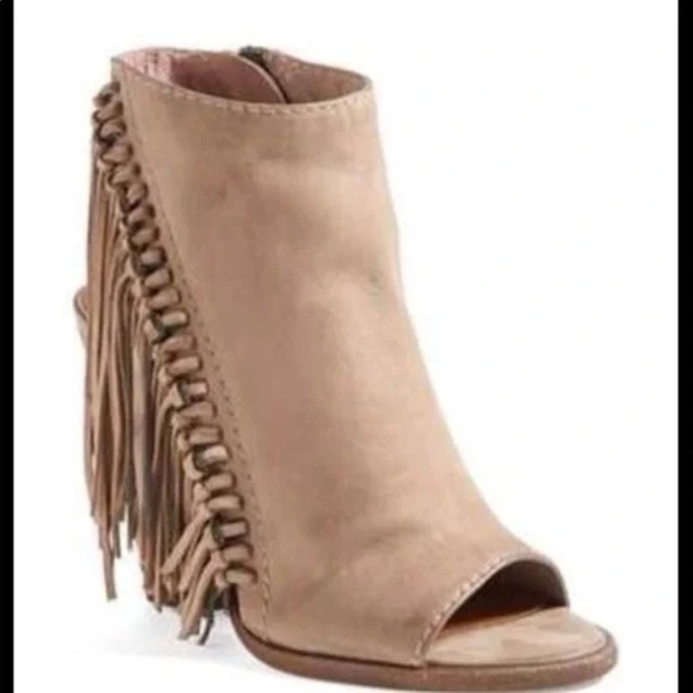 Dolce Vita Noralee Fringe Bootie | Size 9